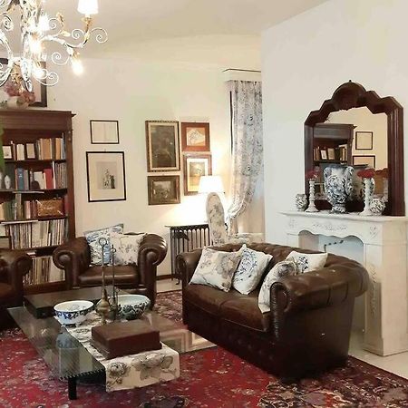 La Villa Bianca - Appartamento In Villa Сесто Фиорентино Екстериор снимка